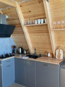 Η κουζίνα ή μικρή κουζίνα στο Cottage house of light B