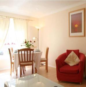 Posezení v ubytování Apartments Royal + 17 fotografií