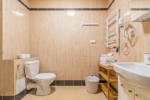 Koupelna v ubytování APARTAMENTY MIERZEJA - PRZY MARINIE, 100 m od Zalewu Wiślanego, Kąty Rybackie + 33 fotografií