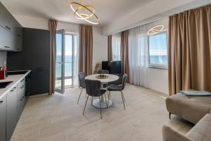 Fotografie z fotogalerie ubytování Azzurro Beachfront - Sea View v destinaci Năvodari
