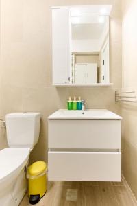 Ένα μπάνιο στο La Playa Apartment in Infinity Beach Resort - Parking