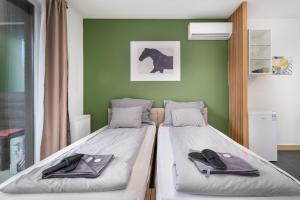 Atrium Residence Deluxe suite-Free Parking garage same building 1082 Budapest, 8 Corvin sétány kép - 2