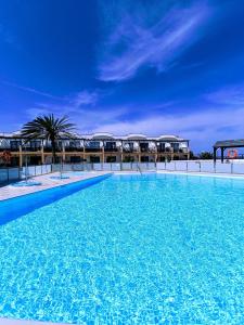 Bazén v ubytovaní Apartamento SUMMER Complex Amaya Fuerteventura alebo v jeho blízkosti