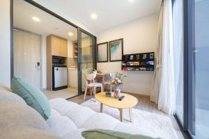 Skypark Laguna BangTao Beach Apartment-Long Term Lease 휴식 공간