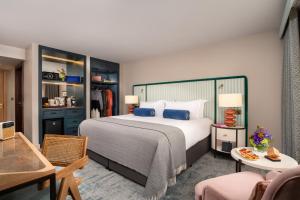 Ein Bett oder Betten in einem Zimmer der Unterkunft The Green