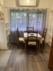 Fotografie z fotogalerie ubytování Balatonszéplaki nyaraló v Siofoku