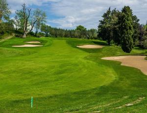 Golf v apartmánu nebo okolí