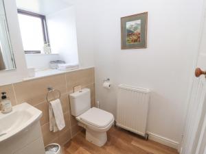 Ένα μπάνιο στο Barn Cottage +22 φωτογραφίες