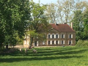 Zahrada ubytování Maison au milieu d'un parc