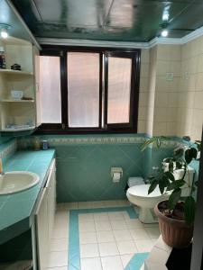 Vonios kambarys apgyvendinimo įstaigoje Residencia encantadora en La Paz