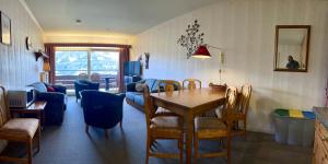 Apartment Berghof Ellmau的休息区