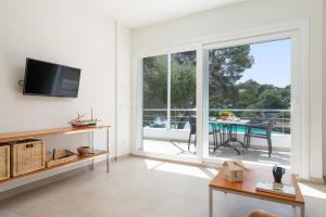 Πισίνα στο ή κοντά στο Apartamento en primera linea de la playa en Cala Dor