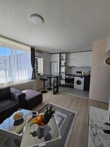 Η κουζίνα ή μικρή κουζίνα στο Vicky apartman