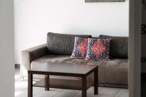Et sittehjørne på Tresa Apartment by Quokka 360 - flat in Custom