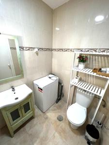 Łazienka w obiekcie Estudio BenalBeach NEW