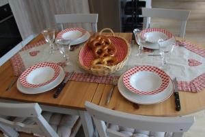 Φαγητό σε αυτή η παραθεριστική κατοικία ή κάπου εκεί κοντά +6 φωτογραφίες