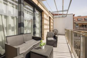 Bright Top Floor Home with free parking 1097 Budapest, 2-4 Drégely utca kép - 2