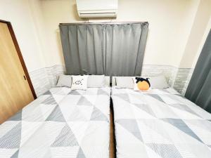 מיטה או מיטות בחדר ב-西武新宿線　駅近　6人可