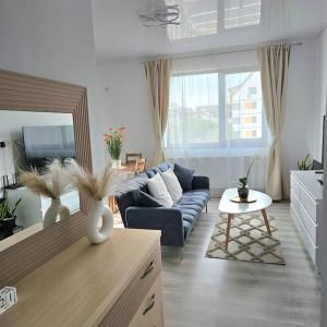 Μια τηλεόραση ή/και κέντρο ψυχαγωγίας στο Cozy SoRaDa 2 apartment