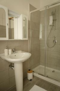 Koupelna v ubytování B&B SARDES