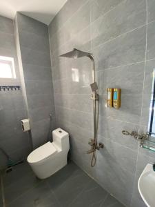 Um banheiro em Hotel Vũng Găng