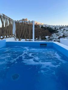 Swimmingpoolen hos eller tæt på Provenzo Luxury Apartments and Suites