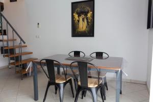 Gallery image of Duplex la galerie in Saint-Herblain +6 photos