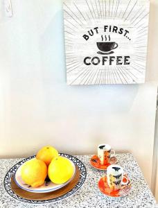 ブレインにあるSeaside Oasis Oceanfront Bliss Condo at Semiahmooのギャラリーの写真