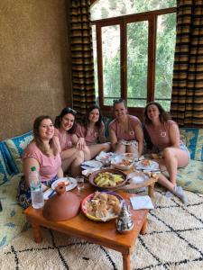 Επισκέπτες που μένουν στο Guest House Tigminou