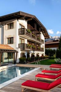 Bazén v ubytování Hotel Tyrol nebo v jeho okolí