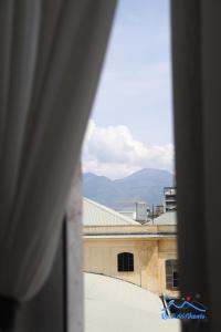 A general mountain view or a mountain view taken from a panziókat