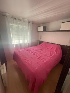 Katil atau katil-katil dalam bilik di Mobil-home SUNSEA Camping DEL MAR +16 gambar