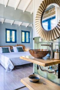 A bed or beds in a room at RODON Luxury Villas Még 37 kép