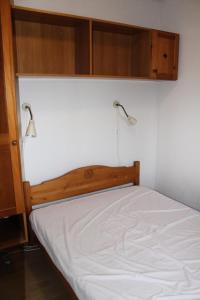 Cama o camas de una habitación en Les Chalets De Superd Bleuet - 2 Pièces pour 6 Personnes 334