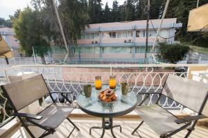 Balkón nebo terasa v ubytování Mencrates Apartment