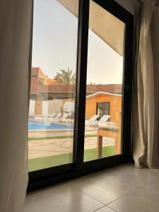Bazén v ubytování DownTown Hotel nebo v jeho okolí + 6 fotografií