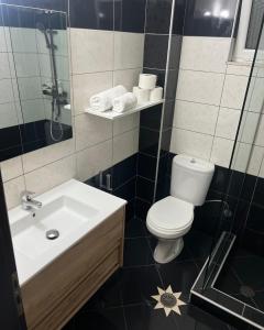 Ansi Paradiso Apartaments的一间浴室
