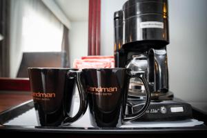Comodidades para preparar café e chá em Sandman Inn Cache Creek