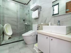 Łazienka w obiekcie Haoyue Tongxin Family Homestay