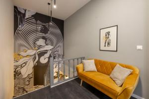 Cozy & Central Art Home by Prestige Homes 1066 Budapest, 6 Teréz körút kép - 2