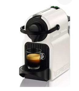 a coffee maker with a glass of coffee at Bateau à quai au Brusc, confort, coucher de soleil, calme in Six-Fours-les-Plages