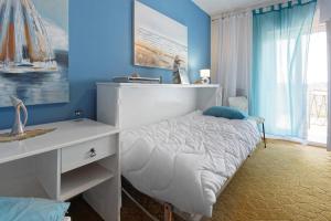 Postel nebo postele na pokoji v ubytování Holiday Home Vlady by Rent Istria