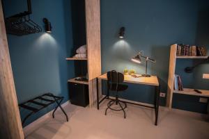 De bibliotheek in het hotel