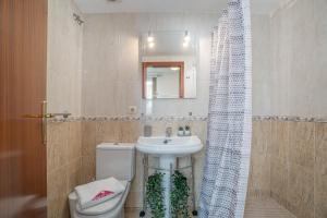 Kúpeľňa v ubytovaní Apart-rent Apartment Blaucel 0083
