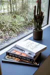 En hage utenfor Greulich Design & Boutique Hotel