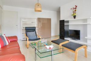 Χώρος καθιστικού στο Proche plages et commerces, appartement pour 4 +9 φωτογραφίες