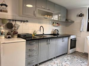 Dapur atau dapur kecil di Mirka