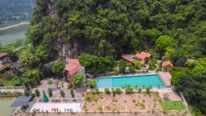 Bazén v ubytování Trang An Hometown Homestay nebo v jeho okolí