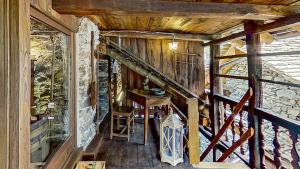 Fotografia z galérie ubytovania Ca' Scocc, antica casa di montagna in Valsesia v destinácii Mollia