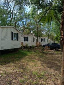 Φωτογραφία από το άλμπουμ του Mobil Home climatisé 3 chambres - Parc des 7 fonts σε Agde
